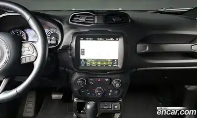 Jeep Renegade 2021 2.4 Автомат в Москве № 215423, миниатюра 8