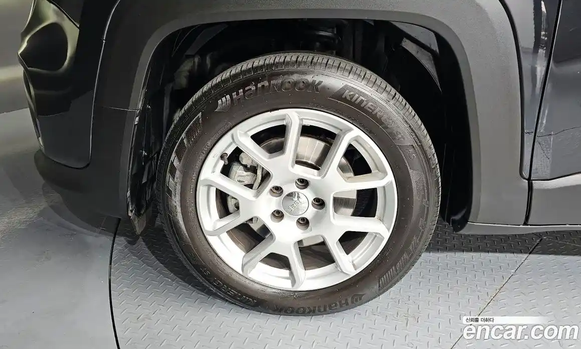 Jeep Renegade 2021 2.4 Автомат в Москве № 215423, фото 10