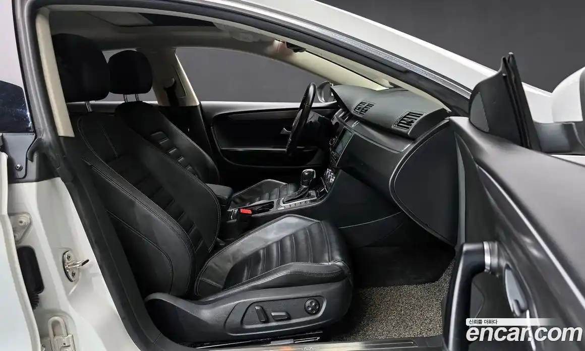 Volkswagen CC 2015 2.0 Автомат в Москве № 216191, фото 19