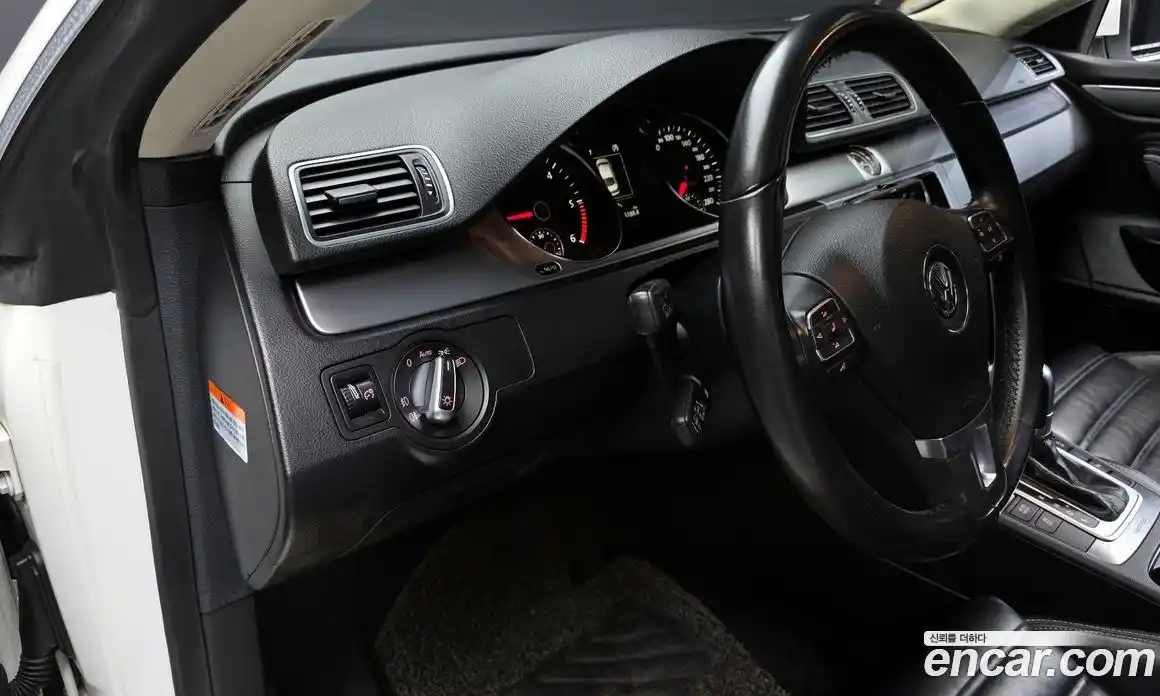 Volkswagen CC 2015 2.0 Автомат в Москве № 216191, фото 9