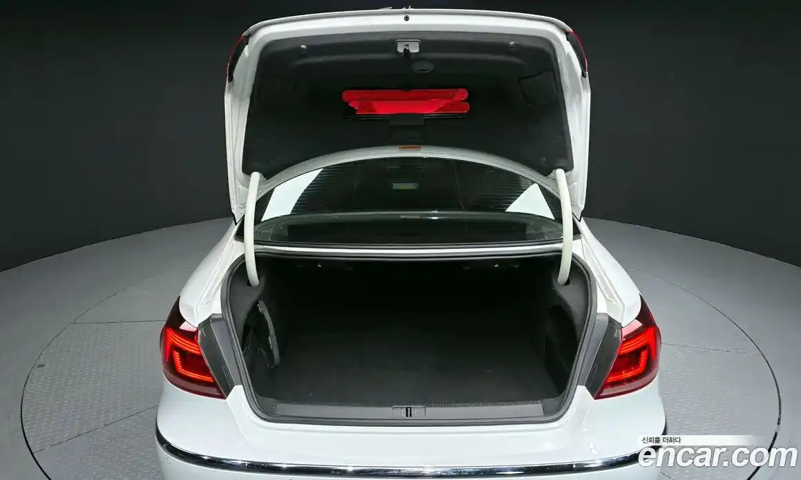 Volkswagen CC 2015 2.0 Автомат в Москве № 216191, фото 10