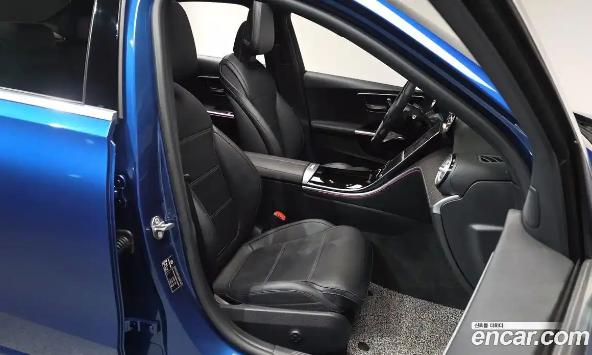 Mercedes-Benz C-Class 2023 2.0 Автомат в Москве № 217184, фото 1