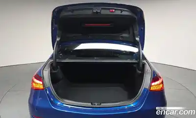 Mercedes-Benz C-Class 2023 2.0 Автомат в Москве № 217184, миниатюра 9