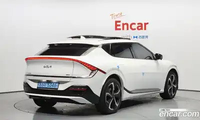 Kia EV6 2023 0.1 Автомат в Москве № 21783, миниатюра 3