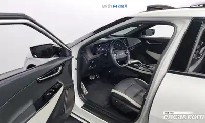 Kia EV6 2023 0.1 Автомат в Москве № 21783, миниатюра 8