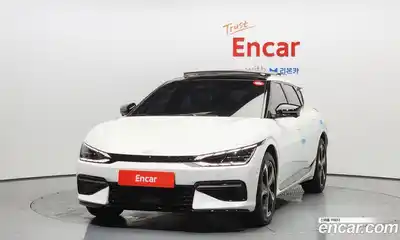 Kia EV6 2023 0.1 Автомат в Москве № 21783, миниатюра 10