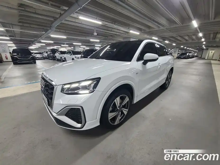 Audi Q2 2023 2.0 Автомат в Москве № 220392, фото 3