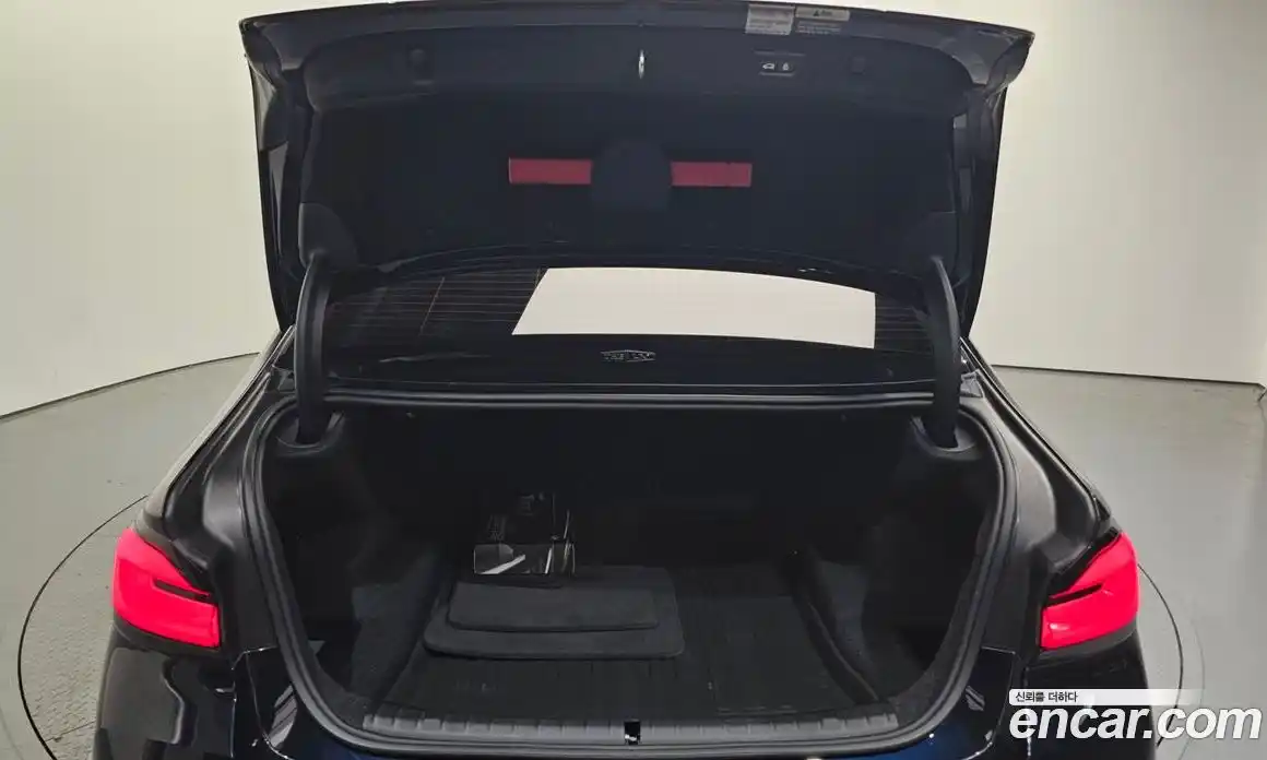 BMW 5-Series 2023 2.0 Автомат в Москве № 228865, фото 10