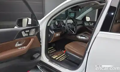 Mercedes-Benz GLE-Class 2025 3.0 Автомат в Москве № 229355, миниатюра 2