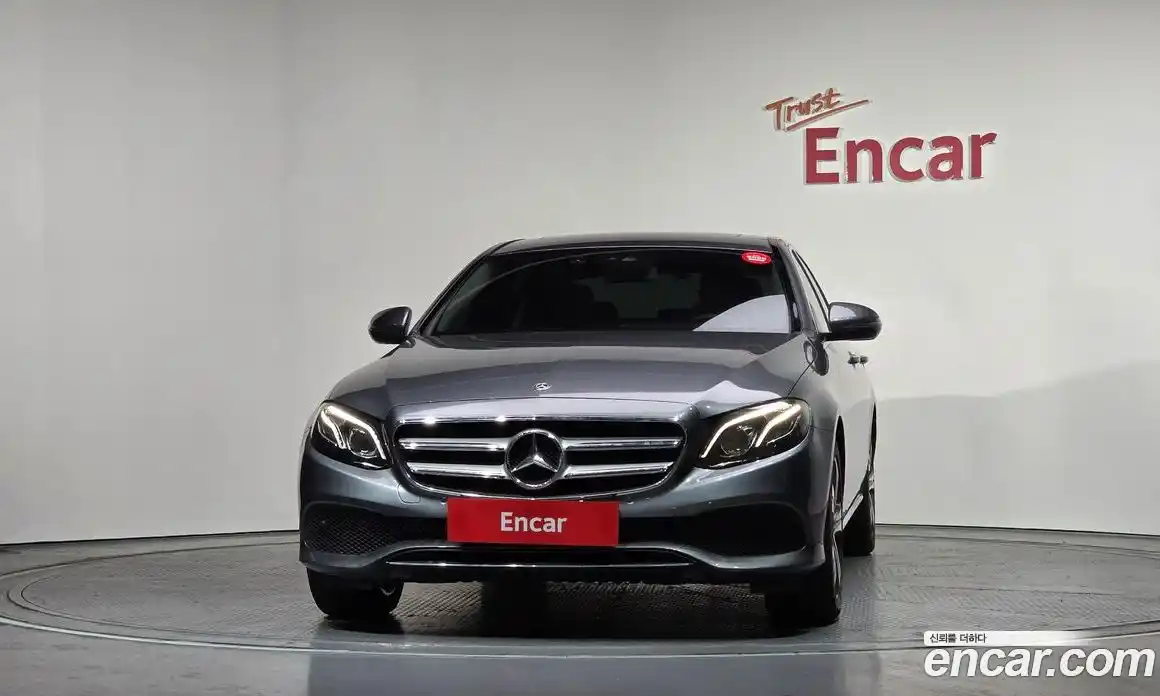 Mercedes-Benz E-Class 2019 1.9 Автомат в Москве № 229654, фото 20