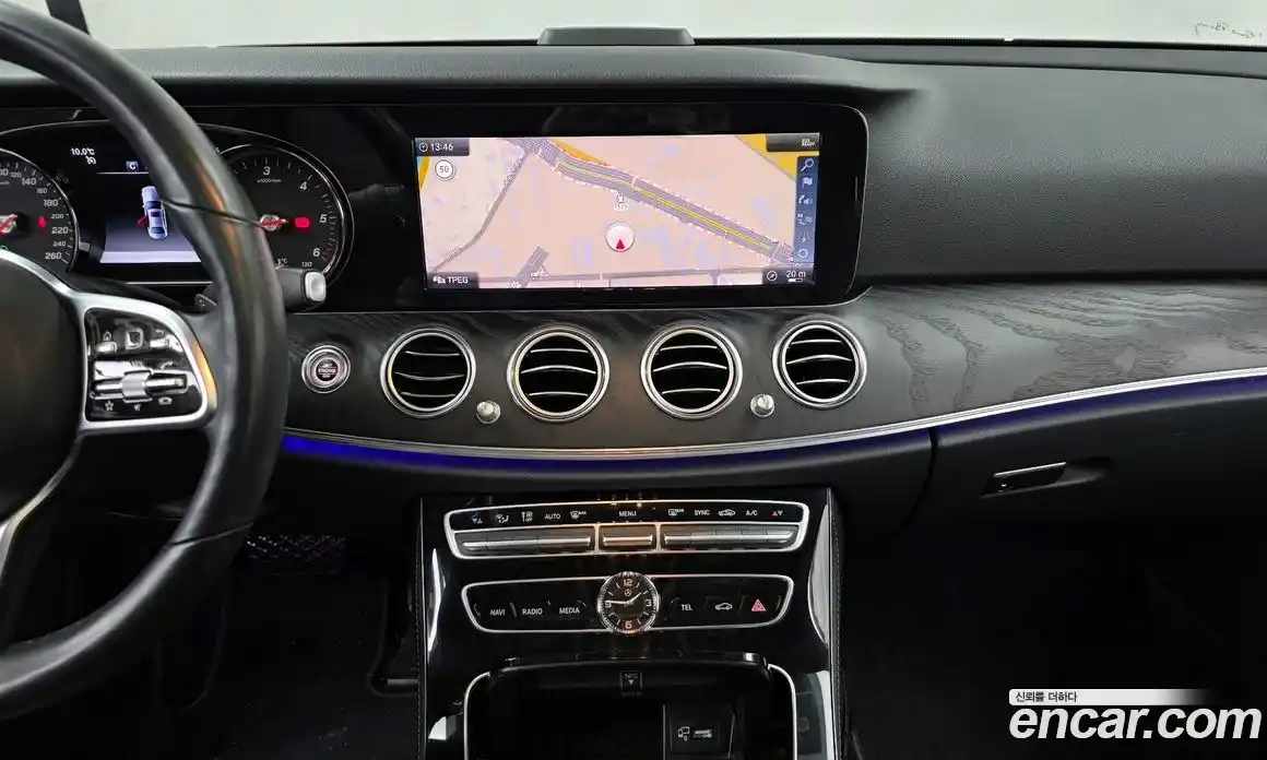 Mercedes-Benz E-Class 2019 1.9 Автомат в Москве № 229654, фото 3