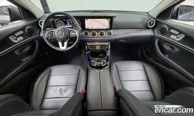Mercedes-Benz E-Class 2019 1.9 Автомат в Москве № 229654, миниатюра 10