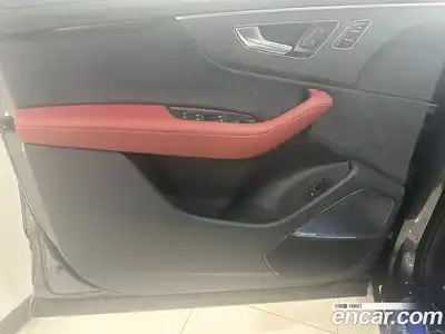 Audi SQ7 2026 4.0 Автомат в Москве № 230214, миниатюра 11