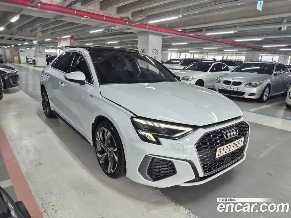 Audi A3 2022 2.0 Автомат в Москве № 230298, фото 1