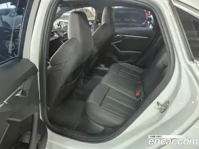 Audi A3 2022 2.0 Автомат в Москве № 230298, миниатюра 7