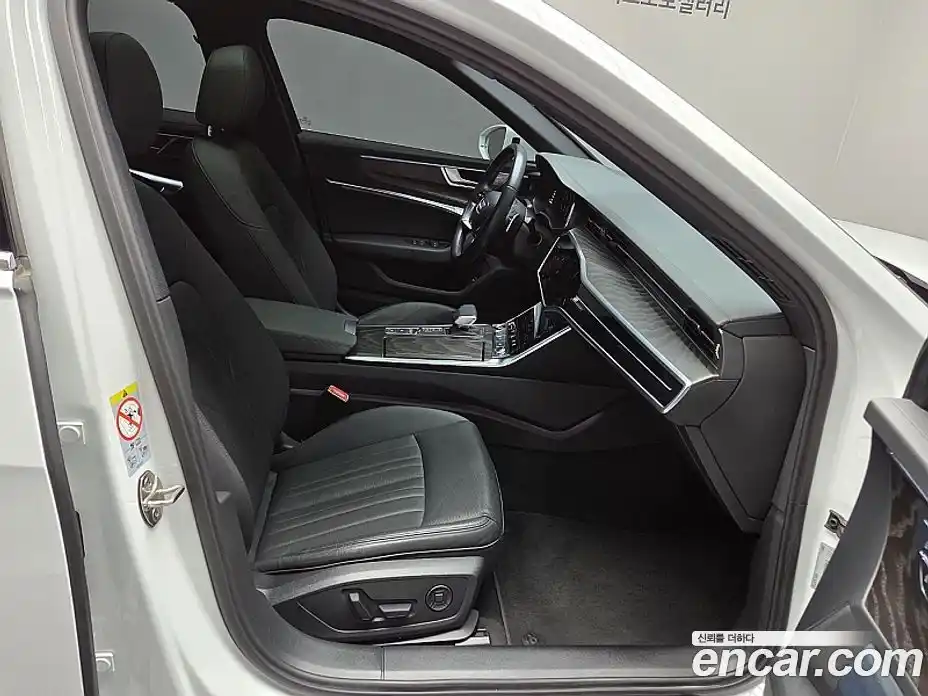 Audi A6 2022 2.0 Автомат в Москве № 230361, фото 13