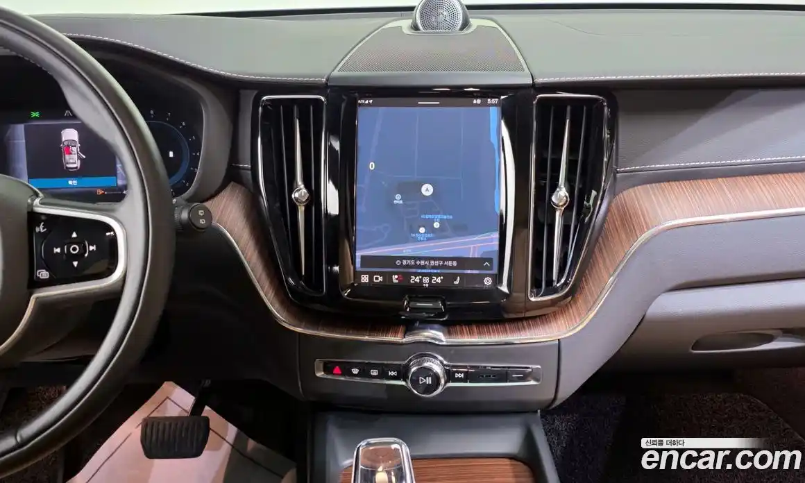 Volvo XC60 2022 2.0 Автомат в Москве № 230435, фото 14