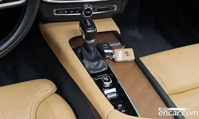 Volvo S90 2019 2.0 Автомат в Москве № 230538, миниатюра 4