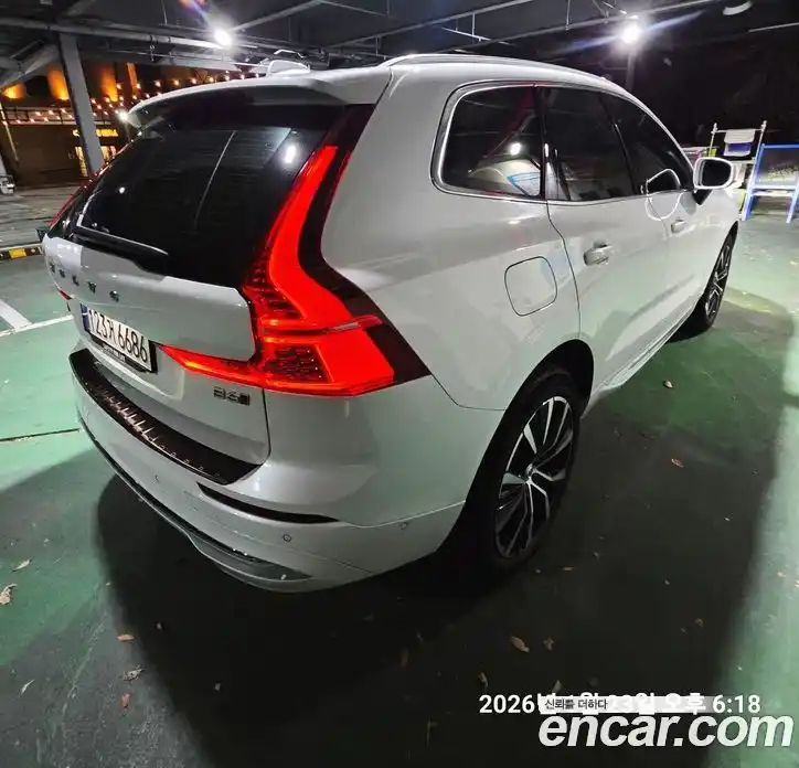 Volvo XC60 2023 2.0 Автомат в Москве № 230878, фото 8