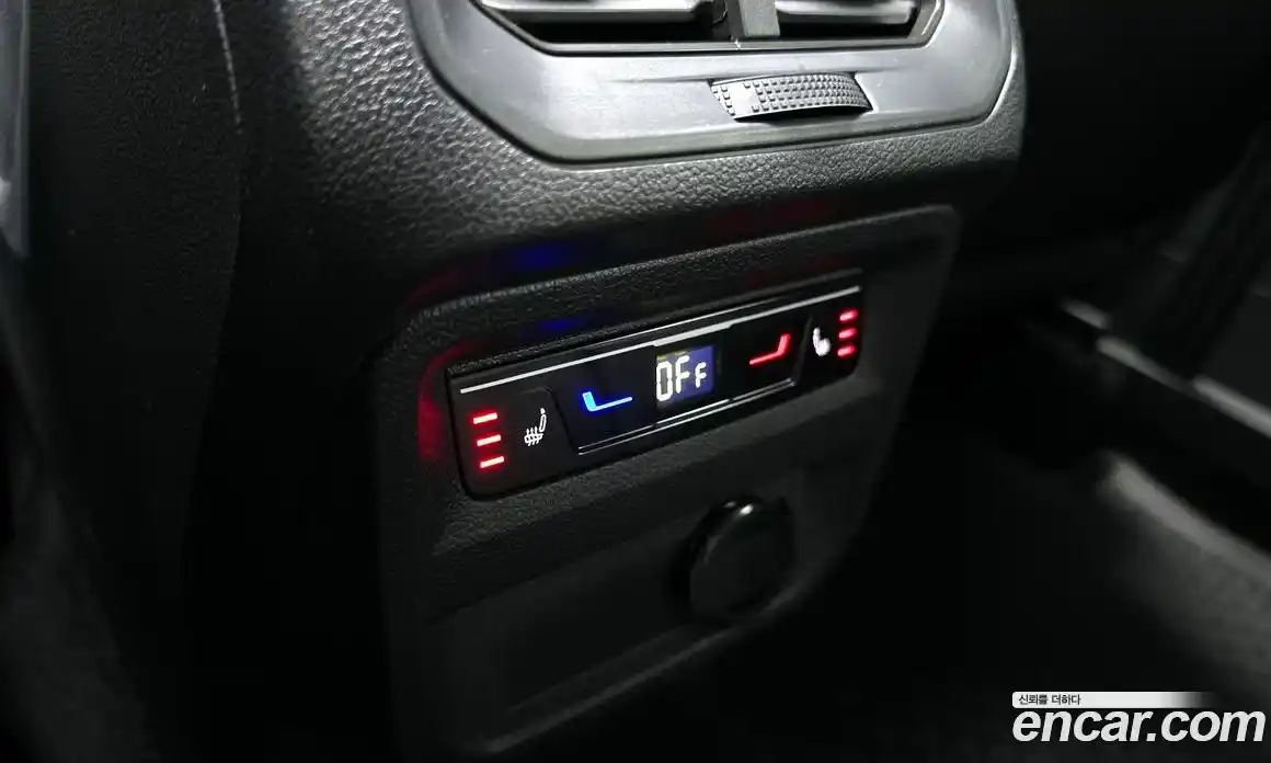 Volkswagen Tiguan 2023 2.0 Автомат в Москве № 232133, фото 10