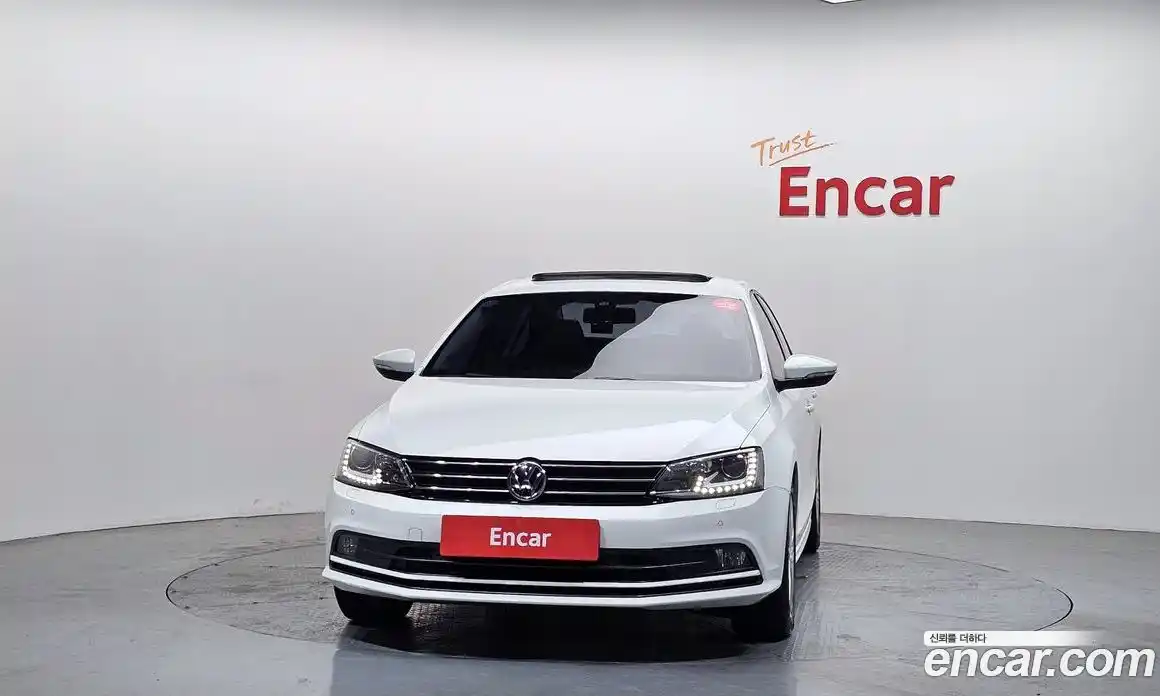Volkswagen Jetta 2015 2.0 Автомат в Москве № 232187, фото 14