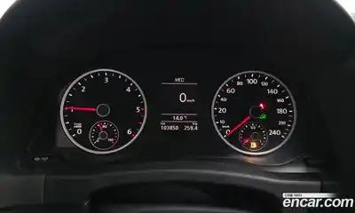 Volkswagen Tiguan 2015 2.0 Автомат в Москве № 232230, миниатюра 11