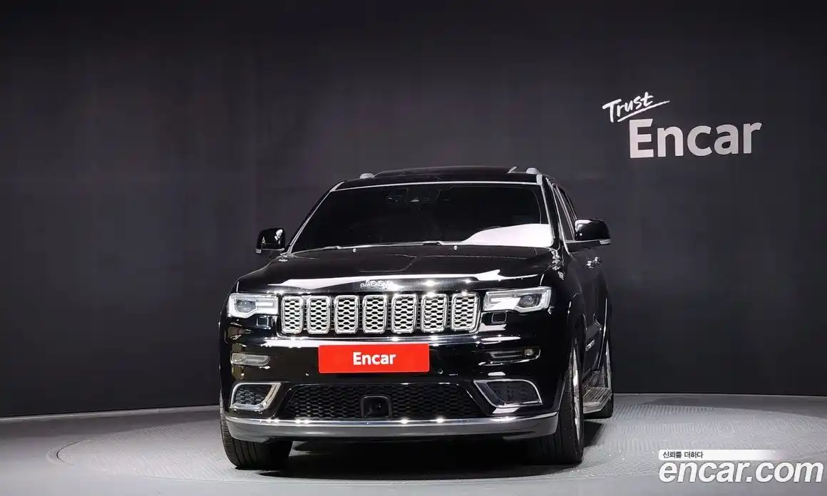 Jeep Cherokee 2018 3.0 Автомат в Москве № 232670, фото 3