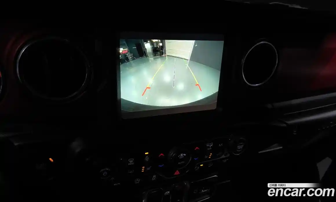 Jeep Wrangler 2018 2.0 Автомат в Москве № 232738, фото 16