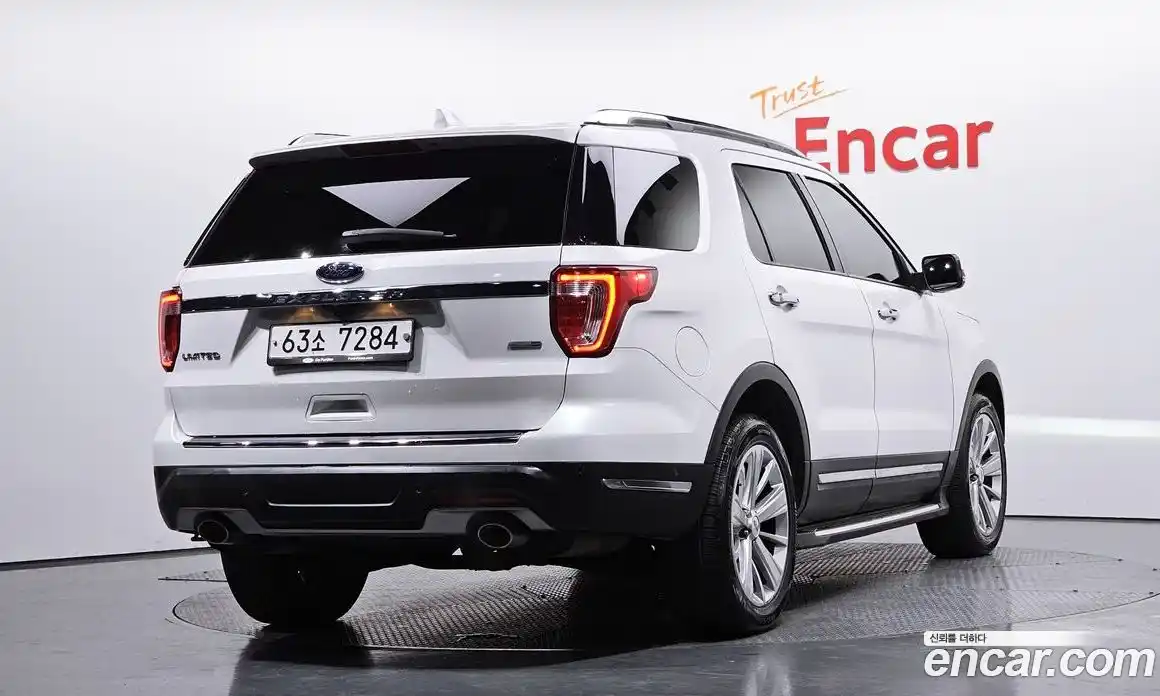 Ford Explorer 2019 2.3 Автомат в Москве № 233270, фото 13