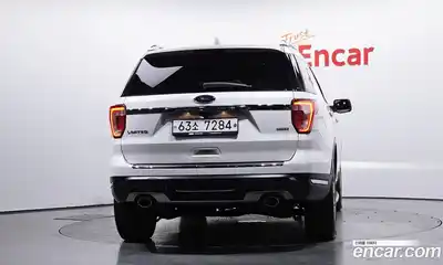 Ford Explorer 2019 2.3 Автомат в Москве № 233270, миниатюра 7