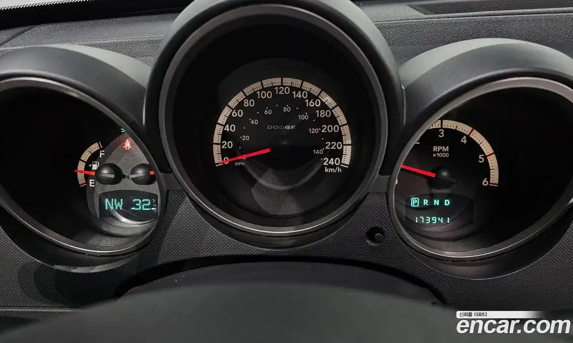 Dodge Nitro 2008 2.8 Автомат в Москве № 233527, фото 8