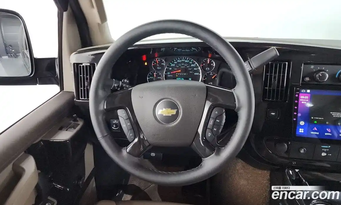 Chevrolet Express Van 2024 6.6 Автомат в Москве № 234333, фото 13