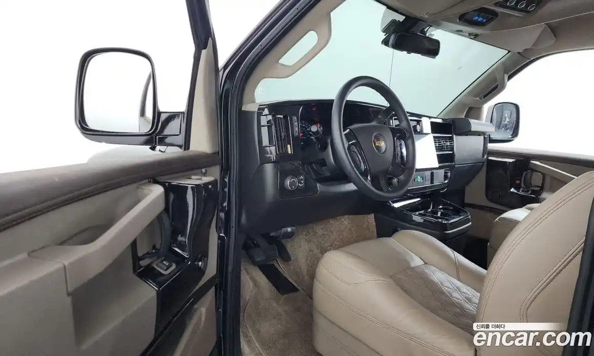 Chevrolet Express Van 2024 6.6 Автомат в Москве № 234333, фото 10