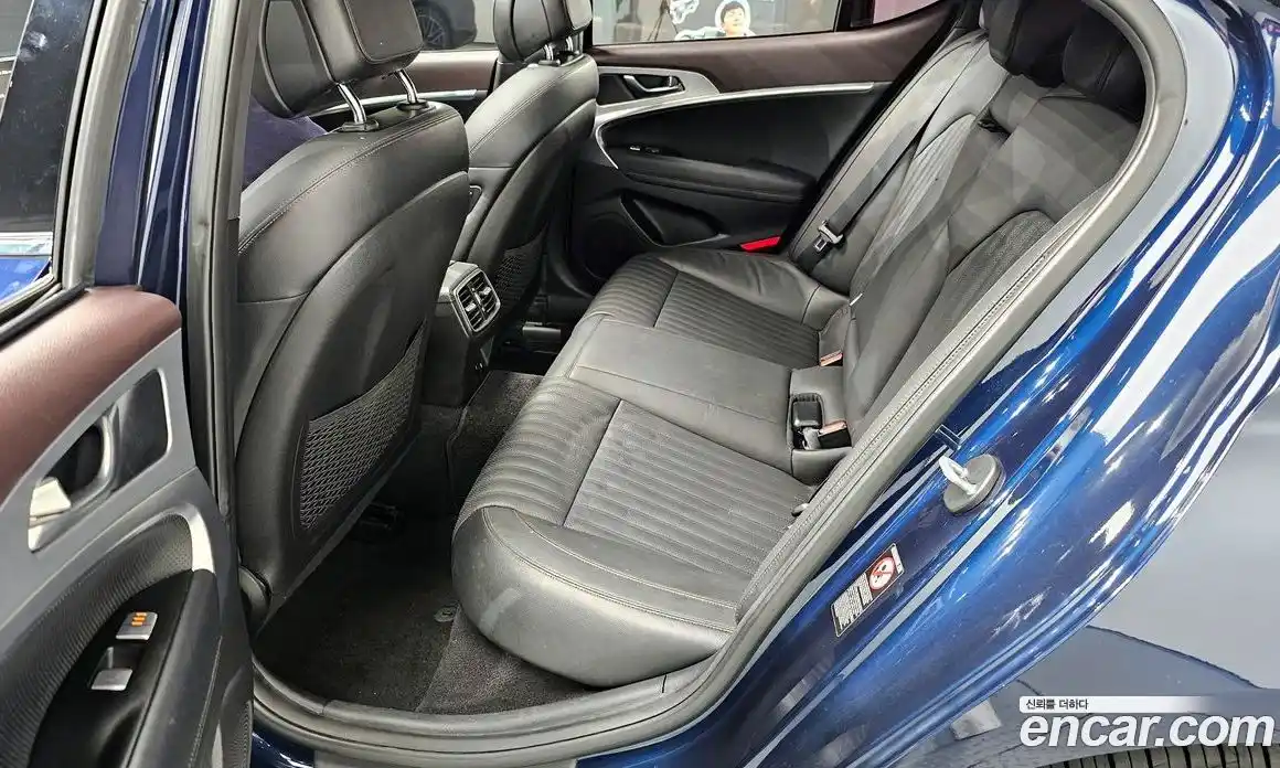 Genesis G70 2018 2.0 Автомат в Москве № 23638, фото 14