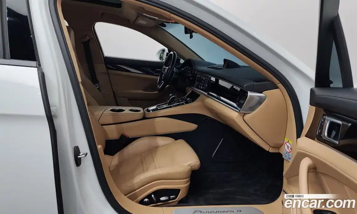 Porsche Panamera 2018 3.0 Автомат в Москве № 252025, фото 4