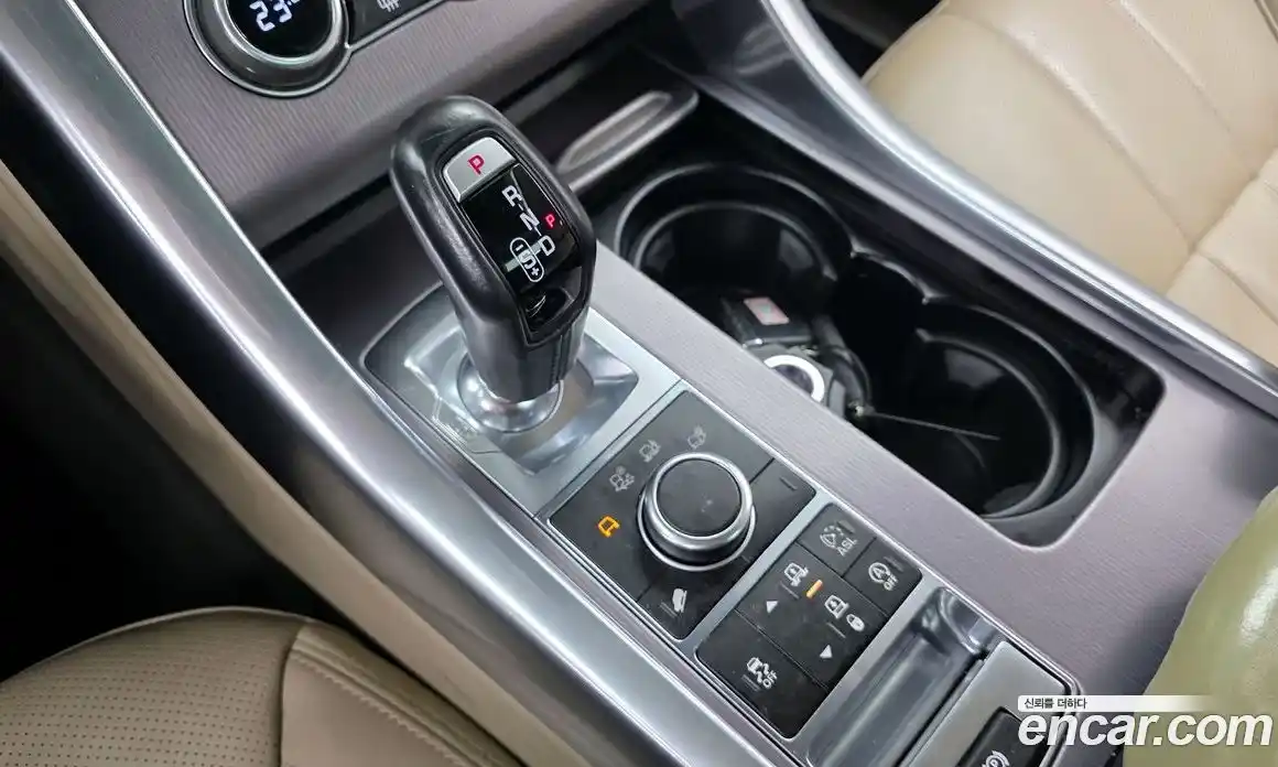 Land Rover Range-Rover Sport 2015 3.0 Автомат в Москве № 252789, фото 9