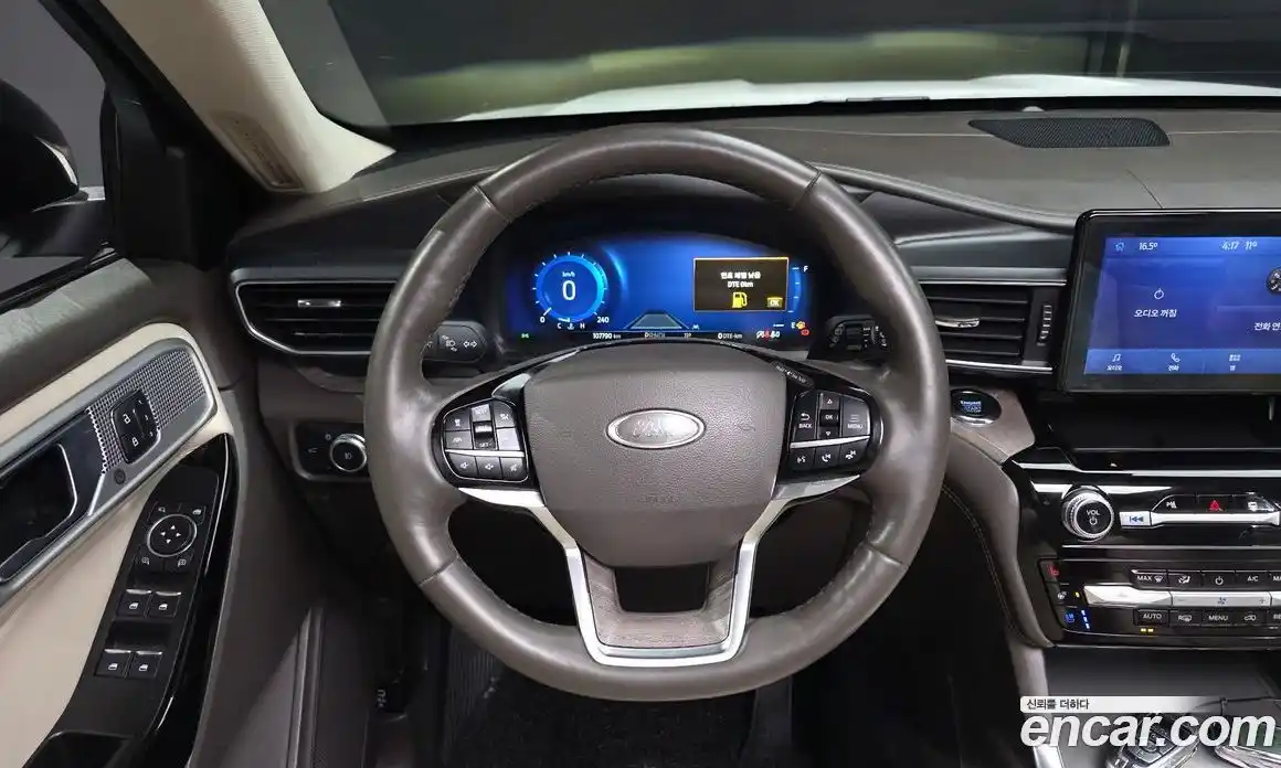 Ford Explorer 2022 3.0 Автомат в Москве № 255598, фото 13