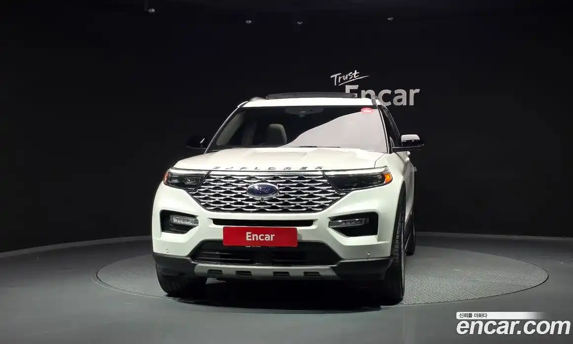 Ford Explorer 2022 3.0 Автомат в Москве № 255598, фото 3