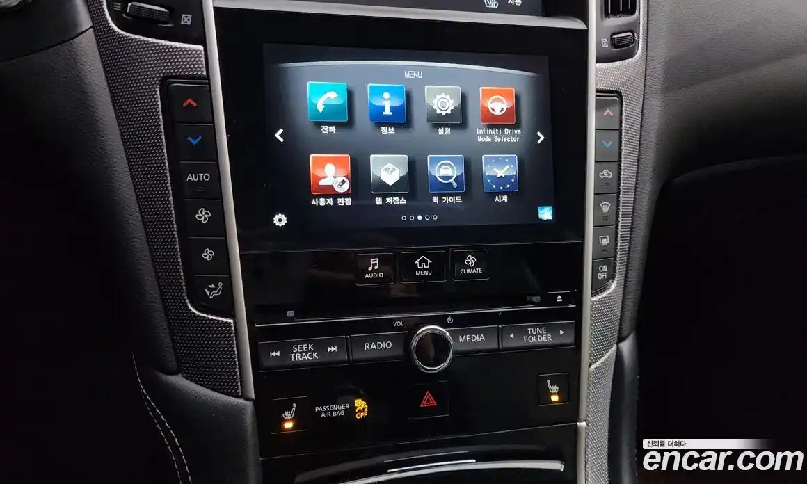 Infiniti Q50 2016 3.5 Автомат в Москве № 256157, фото 16