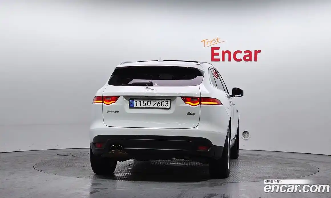 Jaguar F-Pace 2019 2.0 Автомат в Москве № 267964, фото 9