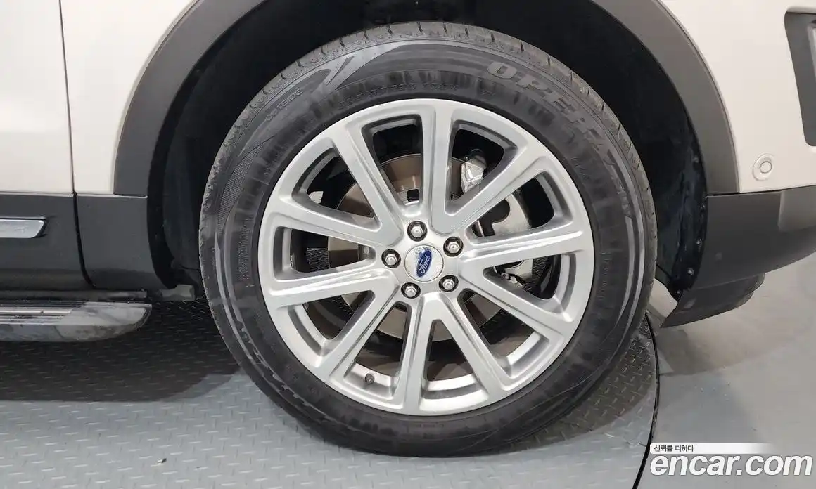 Ford Explorer 2017 2.3 Автомат в Москве № 273441, фото 11