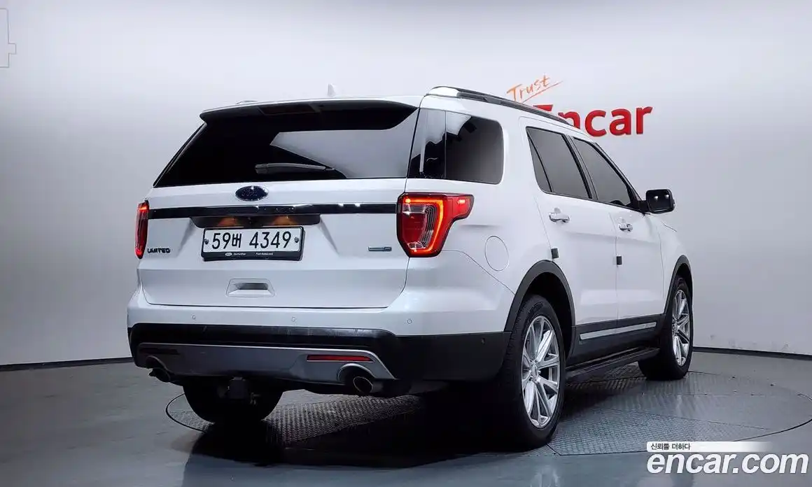 Ford Explorer 2017 2.3 Автомат в Москве № 273441, фото 9