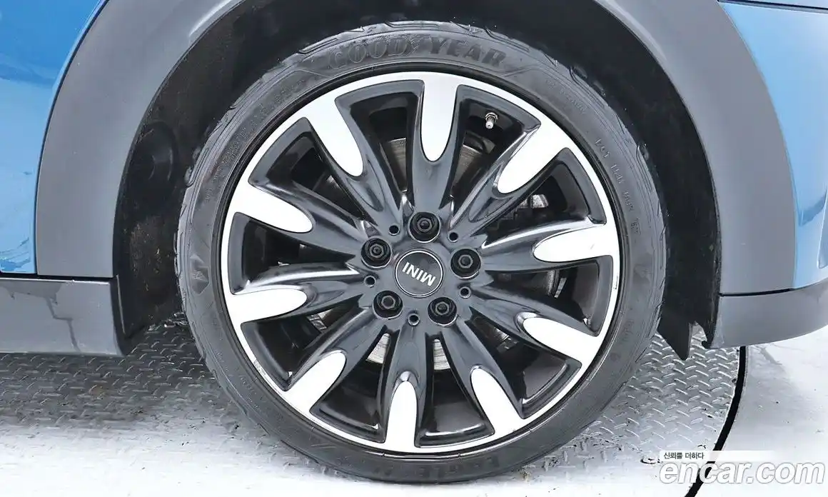 Mini Cooper 2022 2.0 Автомат в Москве № 274225, фото 7