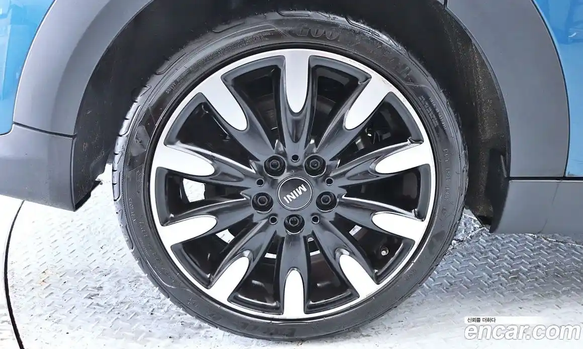 Mini Cooper 2022 2.0 Автомат в Москве № 274225, фото 8