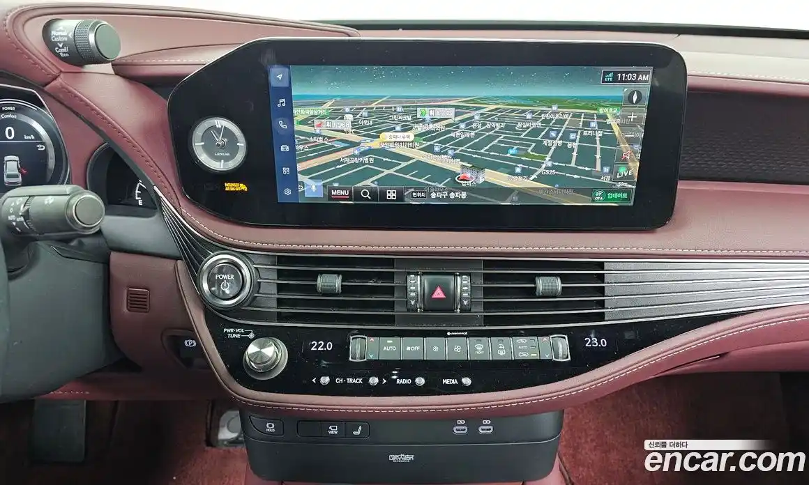 Lexus LS 2023 3.5 Автомат в Москве № 275453, фото 19