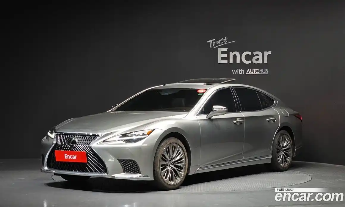 Lexus LS 2023 3.5 Автомат в Москве № 275453, фото 3