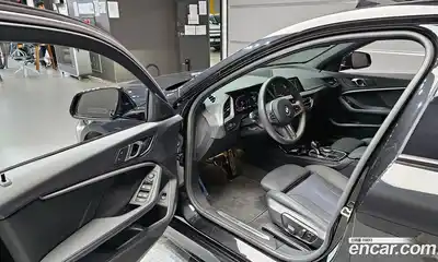 BMW 1-Series 2024 2.0 Автомат в Москве № 278353, миниатюра 11