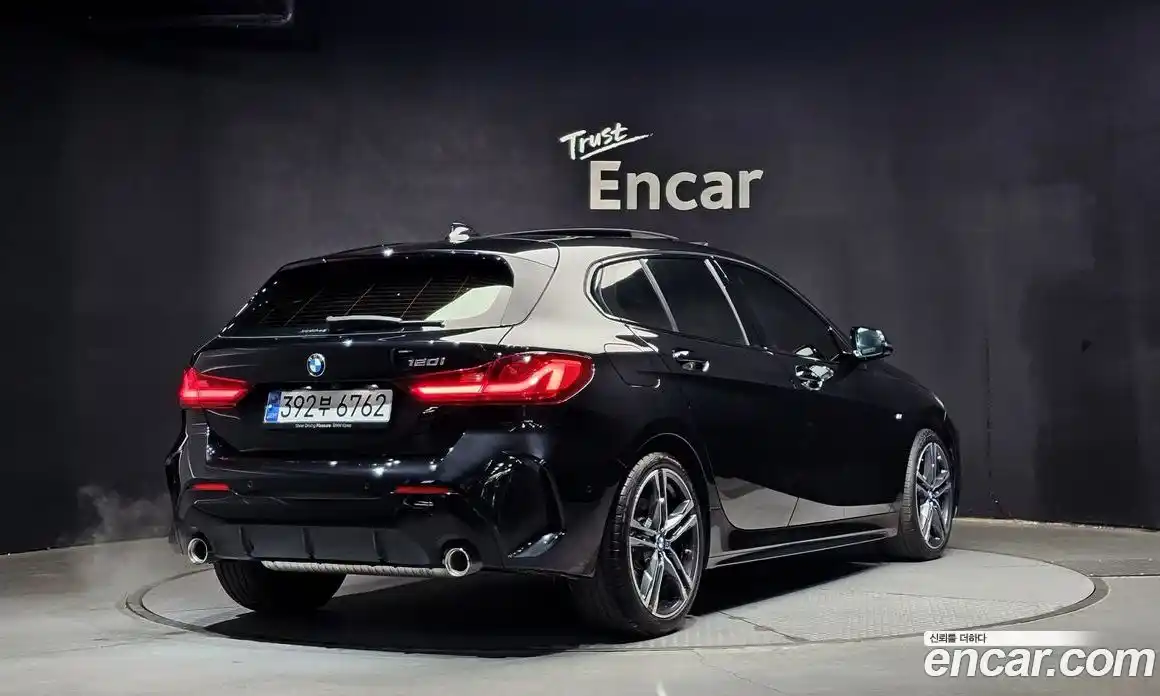 BMW 1-Series 2024 2.0 Автомат в Москве № 278353, фото 14