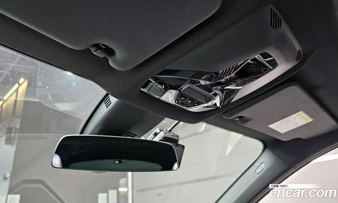 BMW 1-Series 2024 2.0 Автомат в Москве № 278353, фото 15