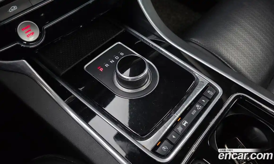 Jaguar XF 2017 2.0 Автомат в Москве № 283822, фото 11